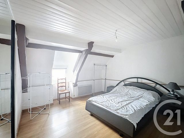 Appartement T3 à louer - 3 pièces - 64.08 m2 - GUINGAMP - 22 - BRETAGNE - Century 21 Le Calvez