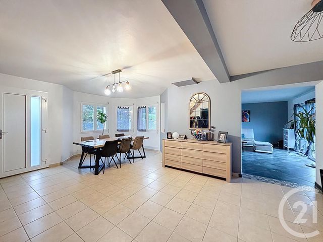 maison à vendre - 6 pièces - 140.0 m2 - PONTRIEUX - 22 - BRETAGNE - Century 21 Le Calvez