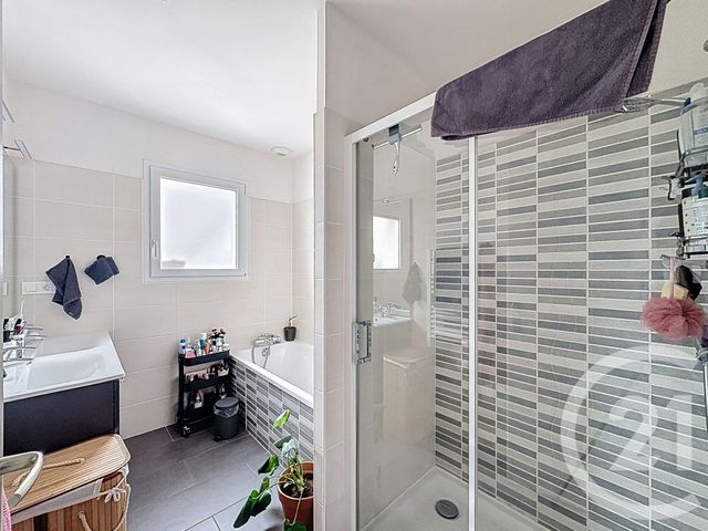 maison à louer - 4 pièces - 85.21 m2 - GRACES - 22 - BRETAGNE - Century 21 Le Calvez