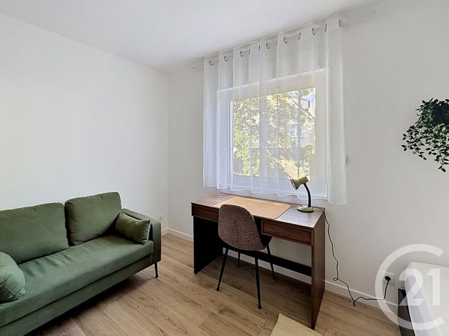 Appartement Studio à louer - 1 pièce - 17.17 m2 - GUINGAMP - 22 - BRETAGNE - Century 21 Le Calvez