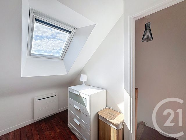 Appartement T3 à louer - 3 pièces - 48.33 m2 - GUINGAMP - 22 - BRETAGNE - Century 21 Le Calvez