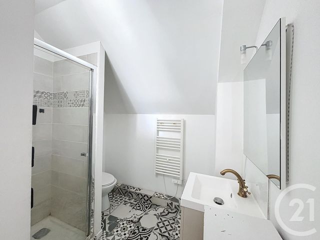 Appartement T3 à louer - 3 pièces - 50.17 m2 - GUINGAMP - 22 - BRETAGNE - Century 21 Le Calvez