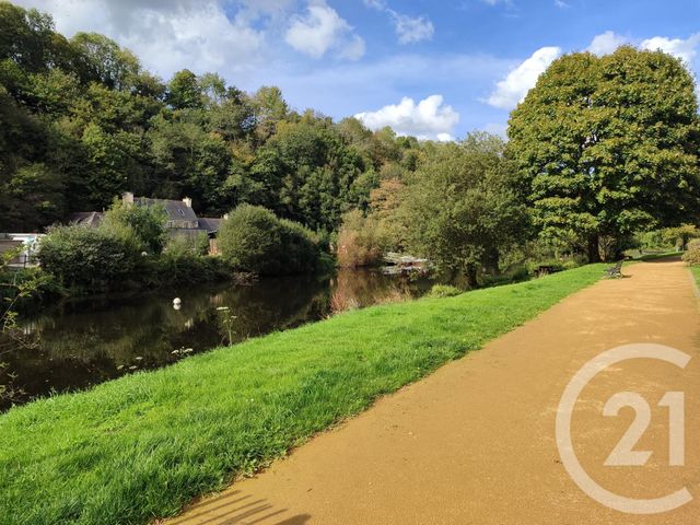 maison à louer - 5 pièces - 123.0 m2 - PONTRIEUX - 22 - BRETAGNE - Century 21 Le Calvez