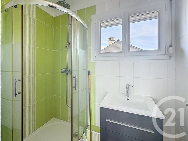 maison à vendre - 5 pièces - 83.44 m2 - GUINGAMP - 22 - BRETAGNE - Century 21 Le Calvez