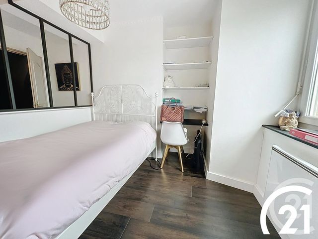 Appartement T1 à louer - 1 pièce - 34.0 m2 - GUINGAMP - 22 - BRETAGNE - Century 21 Le Calvez