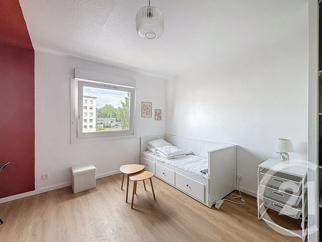 Appartement Studio à louer - 1 pièce - 18.3 m2 - GUINGAMP - 22 - BRETAGNE - Century 21 Le Calvez