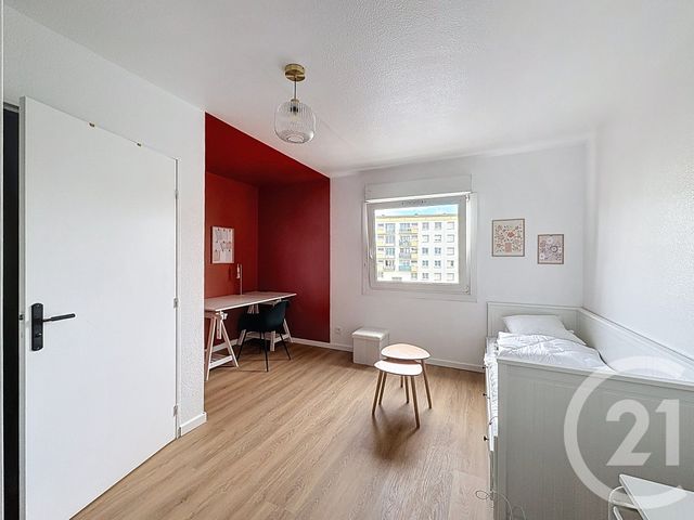 Appartement Studio à louer - 1 pièce - 18.3 m2 - GUINGAMP - 22 - BRETAGNE - Century 21 Le Calvez