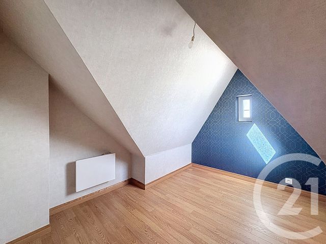 maison à louer - 5 pièces - 93.5 m2 - PLOUMAGOAR - 22 - BRETAGNE - Century 21 Le Calvez