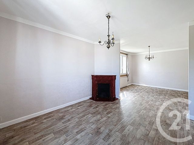 maison à louer - 5 pièces - 93.5 m2 - PLOUMAGOAR - 22 - BRETAGNE - Century 21 Le Calvez