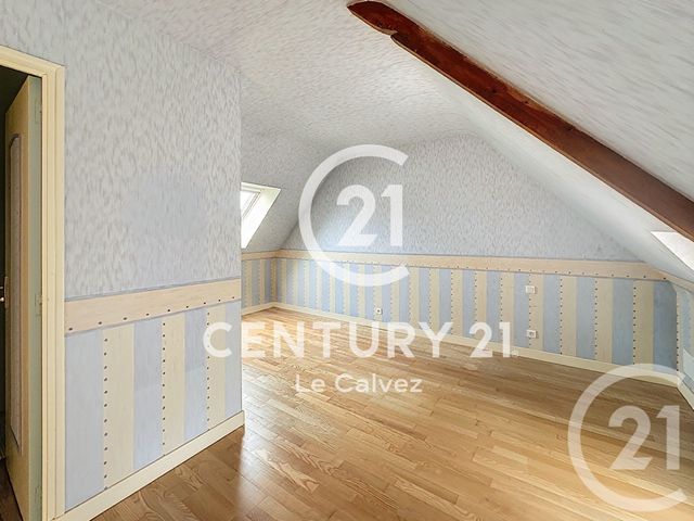 maison à vendre - 8 pièces - 178.0 m2 - PLOUMAGOAR - 22 - BRETAGNE - Century 21 Le Calvez