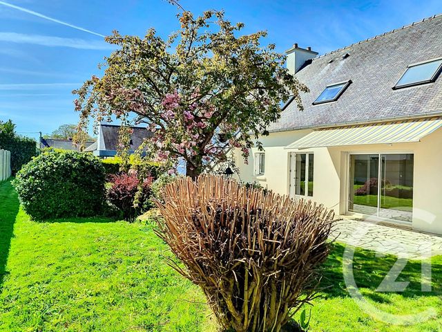 maison à louer - 7 pièces - 115.0 m2 - PLOUMAGOAR - 22 - BRETAGNE - Century 21 Le Calvez