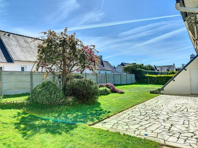 maison à louer - 7 pièces - 115.0 m2 - PLOUMAGOAR - 22 - BRETAGNE - Century 21 Le Calvez