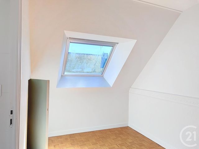 maison à louer - 7 pièces - 115.0 m2 - PLOUMAGOAR - 22 - BRETAGNE - Century 21 Le Calvez