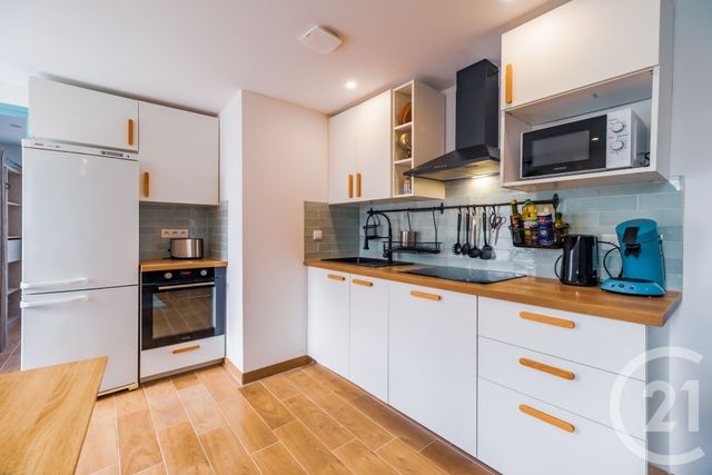 Appartement F4 à vendre - 4 pièces - 65.2 m2 - GUINGAMP - 22 - BRETAGNE - Century 21 Le Calvez