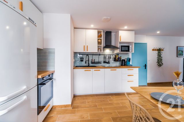 Appartement F4 à vendre - 4 pièces - 65.2 m2 - GUINGAMP - 22 - BRETAGNE - Century 21 Le Calvez