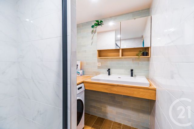 Appartement F4 à vendre - 4 pièces - 65.2 m2 - GUINGAMP - 22 - BRETAGNE - Century 21 Le Calvez