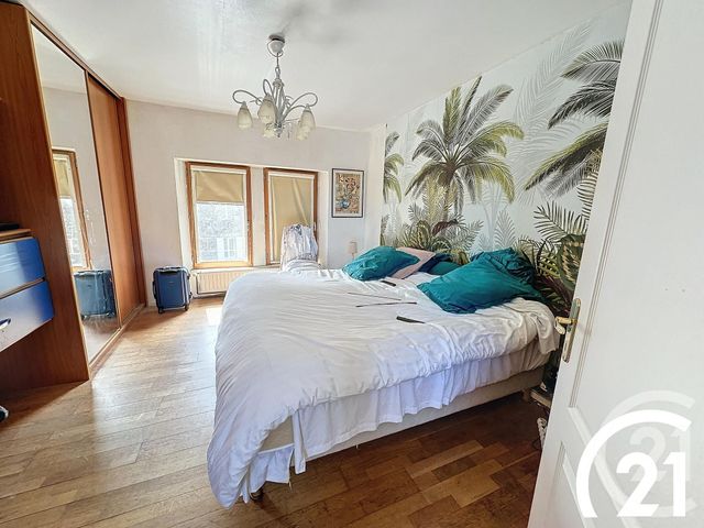 Afficher la photo en grand maison à vendre - 8 pièces - 207.0 m2 - GUINGAMP - 22 - BRETAGNE - Century 21 Le Calvez