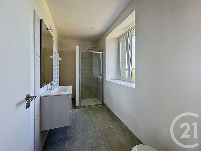 maison à louer - 5 pièces - 92.23 m2 - COATASCORN - 22 - BRETAGNE - Century 21 Le Calvez