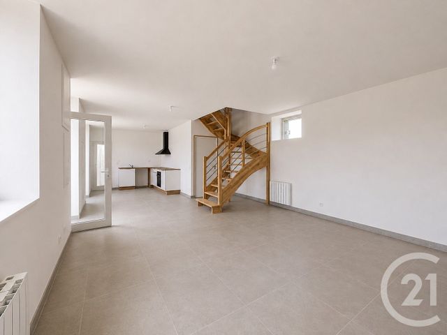 maison à louer - 5 pièces - 92.23 m2 - COATASCORN - 22 - BRETAGNE - Century 21 Le Calvez