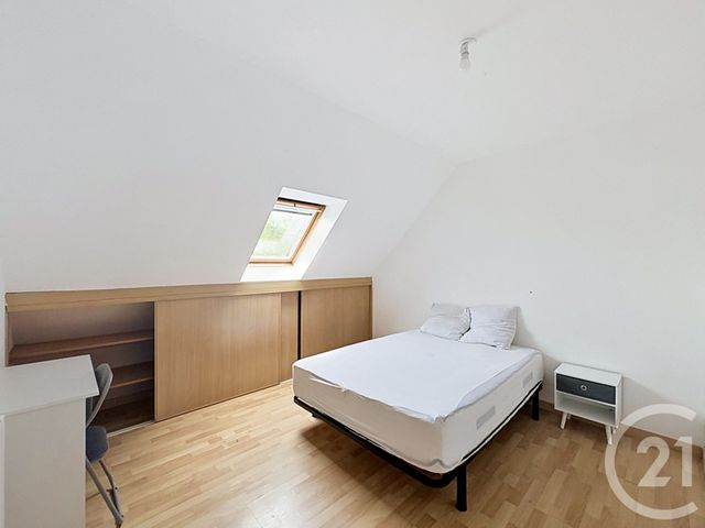 Appartement T4 à louer - 4 pièces - 55.0 m2 - LANRODEC - 22 - BRETAGNE - Century 21 Le Calvez