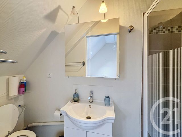 Appartement Studio à louer - 1 pièce - 19.31 m2 - GUINGAMP - 22 - BRETAGNE - Century 21 Le Calvez