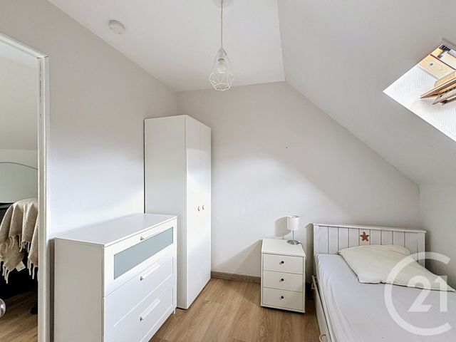 Appartement Studio à louer - 1 pièce - 19.31 m2 - GUINGAMP - 22 - BRETAGNE - Century 21 Le Calvez