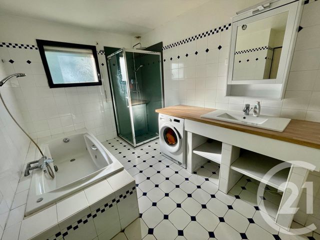 maison à vendre - 8 pièces - 200.0 m2 - ST AGATHON - 22 - BRETAGNE - Century 21 Le Calvez