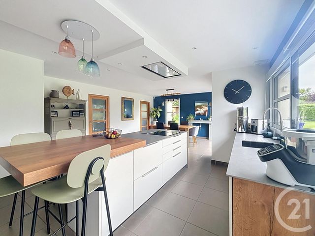 maison à vendre - 7 pièces - 210.32 m2 - ST AGATHON - 22 - BRETAGNE - Century 21 Le Calvez