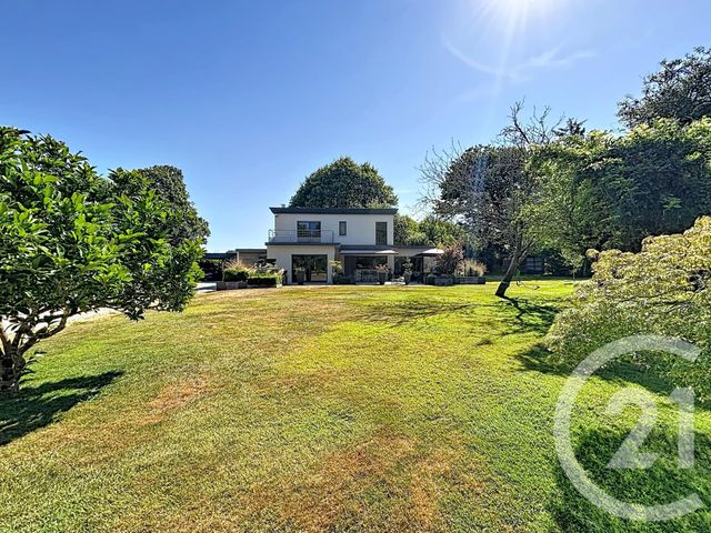 maison à vendre - 7 pièces - 210.32 m2 - ST AGATHON - 22 - BRETAGNE - Century 21 Le Calvez