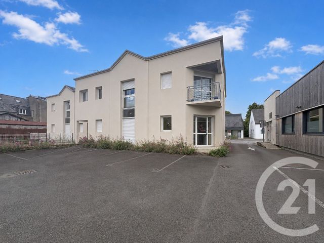 Appartement Local à louer - 4 pièces - 75.85 m2 - GUINGAMP - 22 - BRETAGNE - Century 21 Le Calvez