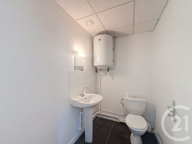 Appartement Local à louer - 4 pièces - 75.85 m2 - GUINGAMP - 22 - BRETAGNE - Century 21 Le Calvez