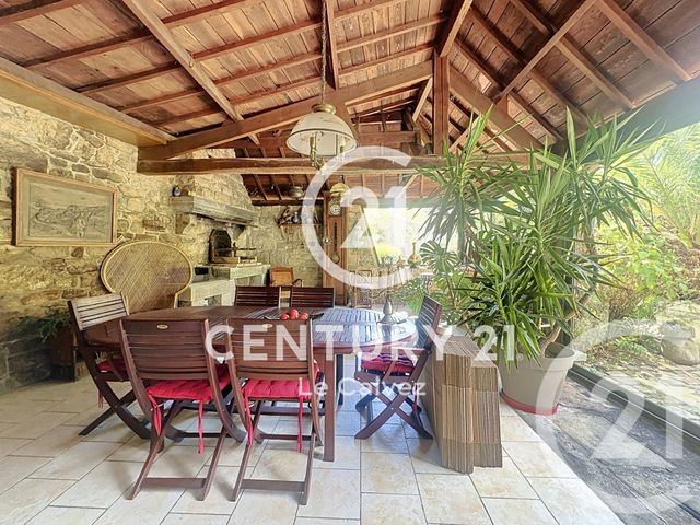 maison à vendre - 9 pièces - 182.61 m2 - GUINGAMP - 22 - BRETAGNE - Century 21 Le Calvez