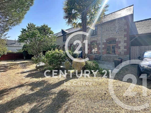 maison à vendre - 6 pièces - 231.0 m2 - GUINGAMP - 22 - BRETAGNE - Century 21 Le Calvez