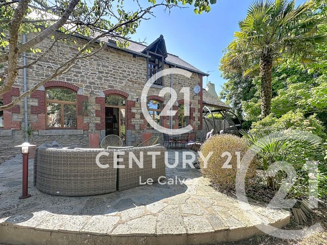 maison à vendre - 6 pièces - 231.0 m2 - GUINGAMP - 22 - BRETAGNE - Century 21 Le Calvez