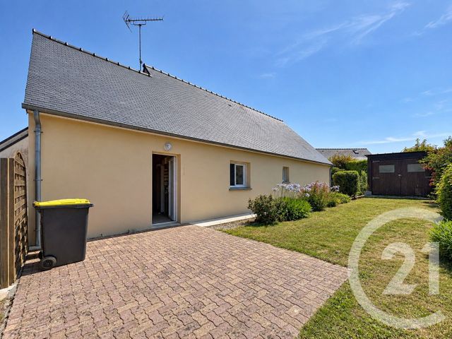 maison à louer - 4 pièces - 75.0 m2 - POMMERIT LE VICOMTE - 22 - BRETAGNE - Century 21 Le Calvez