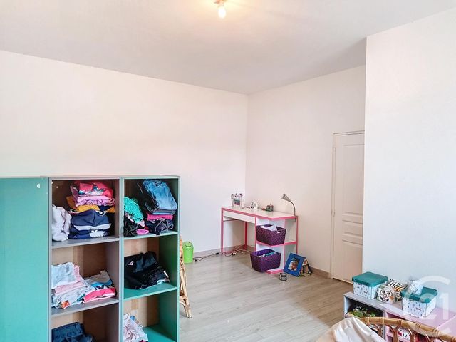 maison à louer - 5 pièces - 95.7 m2 - LANRODEC - 22 - BRETAGNE - Century 21 Le Calvez