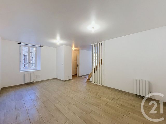 maison à louer - 4 pièces - 85.31 m2 - CHATELAUDREN - 22 - BRETAGNE - Century 21 Le Calvez