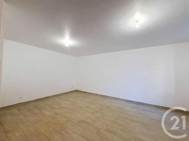 maison à louer - 4 pièces - 85.31 m2 - CHATELAUDREN - 22 - BRETAGNE - Century 21 Le Calvez