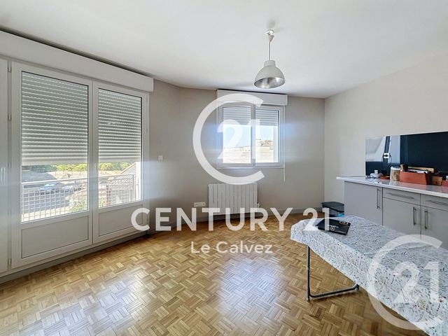 Appartement F2 à vendre - 2 pièces - 34.0 m2 - GUINGAMP - 22 - BRETAGNE - Century 21 Le Calvez