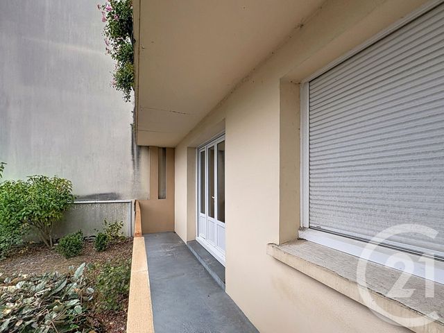 Appartement à louer - 3 pièces - 70.04 m2 - GUINGAMP - 22 - BRETAGNE - Century 21 Le Calvez