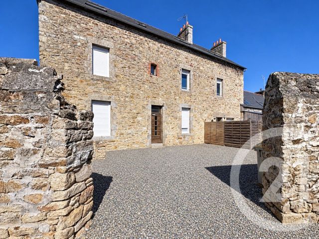 Appartement T3 à louer - 3 pièces - 29.42 m2 - GUINGAMP - 22 - BRETAGNE - Century 21 Le Calvez