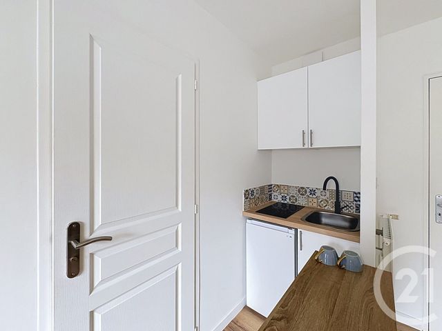 Appartement Studio à louer - 1 pièce - 17.83 m2 - GUINGAMP - 22 - BRETAGNE - Century 21 Le Calvez