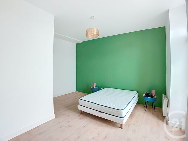 Appartement T2 à louer - 2 pièces - 37.28 m2 - GUINGAMP - 22 - BRETAGNE - Century 21 Le Calvez