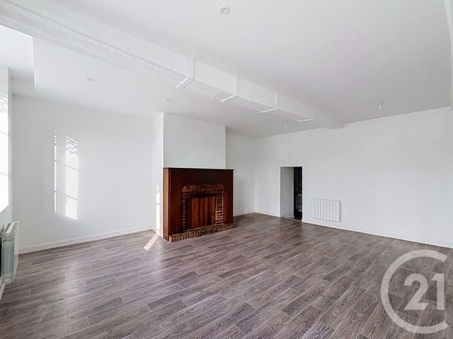 Appartement T3 à louer - 3 pièces - 75.87 m2 - GUINGAMP - 22 - BRETAGNE - Century 21 Le Calvez