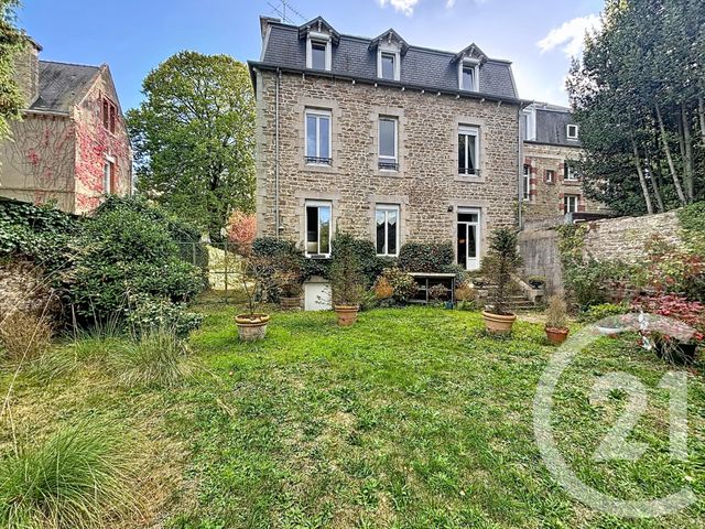 maison à vendre - 9 pièces - 299.99 m2 - GUINGAMP - 22 - BRETAGNE - Century 21 Le Calvez