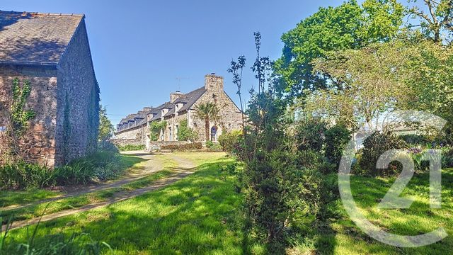 maison à vendre - 6 pièces - 151.0 m2 - PLOUAGAT - 22 - BRETAGNE - Century 21 Le Calvez