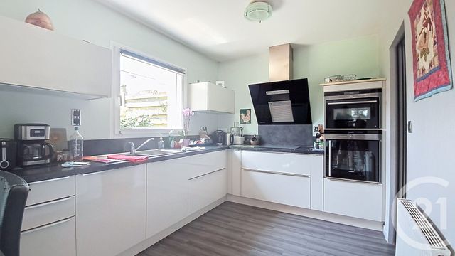 Afficher la photo en grand maison à vendre - 6 pièces - 110.0 m2 - ST BRIEUC - 22 - BRETAGNE - Century 21 Le Calvez