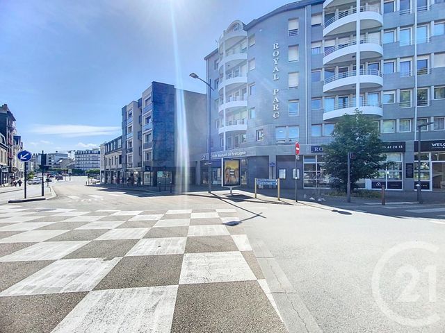 Afficher la photo en grand Appartement F3 à vendre - 4 pièces - 99.0 m2 - ST BRIEUC - 22 - BRETAGNE - Century 21 Le Calvez
