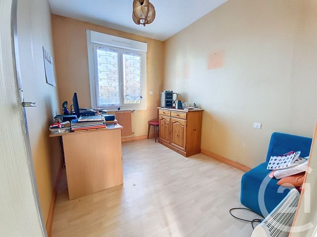 maison à vendre - 5 pièces - 87.0 m2 - CHATELAUDREN - 22 - BRETAGNE - Century 21 Le Calvez