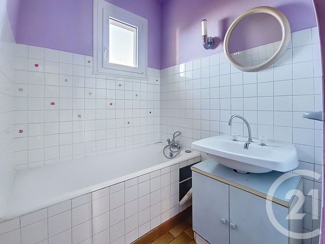 maison à vendre - 5 pièces - 87.0 m2 - CHATELAUDREN - 22 - BRETAGNE - Century 21 Le Calvez